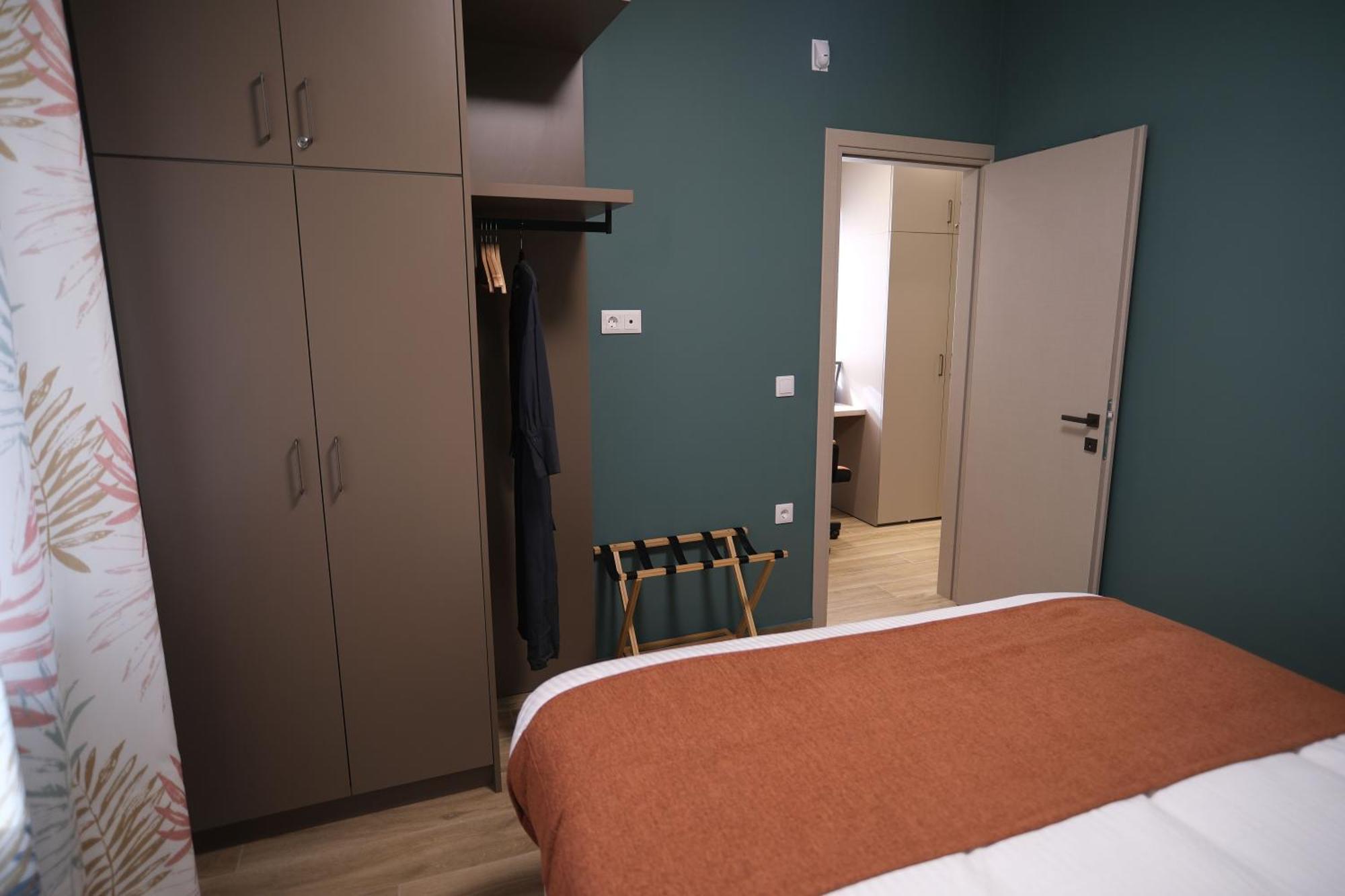 Caravin Wanderhome, 5 Min From Metro Nea Ionia Atene Esterno foto